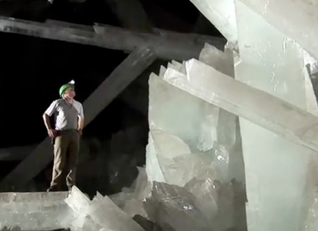 'El misterio de los cristales gigantes' es uno de los títulos elegidos. 'El misterio de los cristales gigantes' es uno de los títulos elegidos.